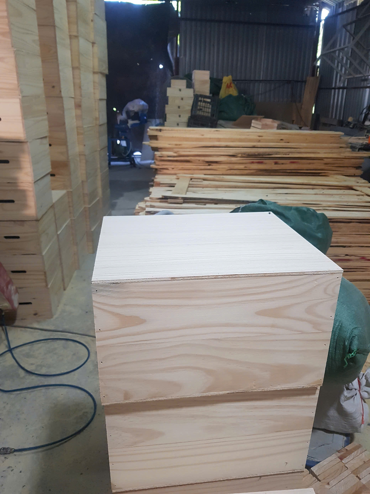 Giá Trực Tiếp Từ Xưởng – Tiết Kiệm, Cạnh Tranh, Không Qua Trung Gian