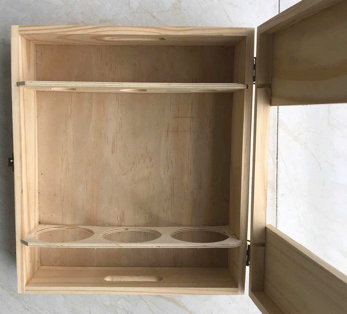 03 Chai: Hộp đựng rượu vang liền – Tel/zalo: (+84) 0934569516